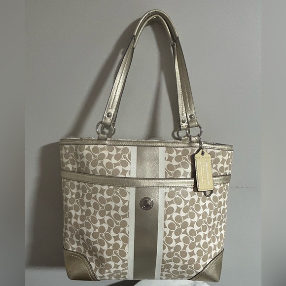 COACH Signature Chelsea Heritage Tote - Picture 1 of 13